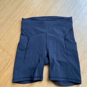 Lululemon Power Thru High-Rise Short 6”